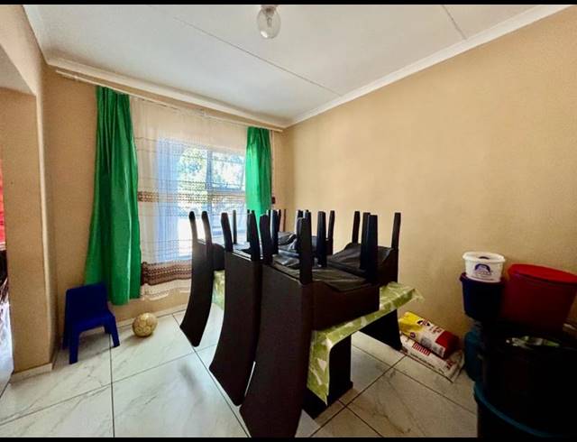 6 BEDROOM HOUSE FOR SALE IN VANDERBIJLPARK CW 6